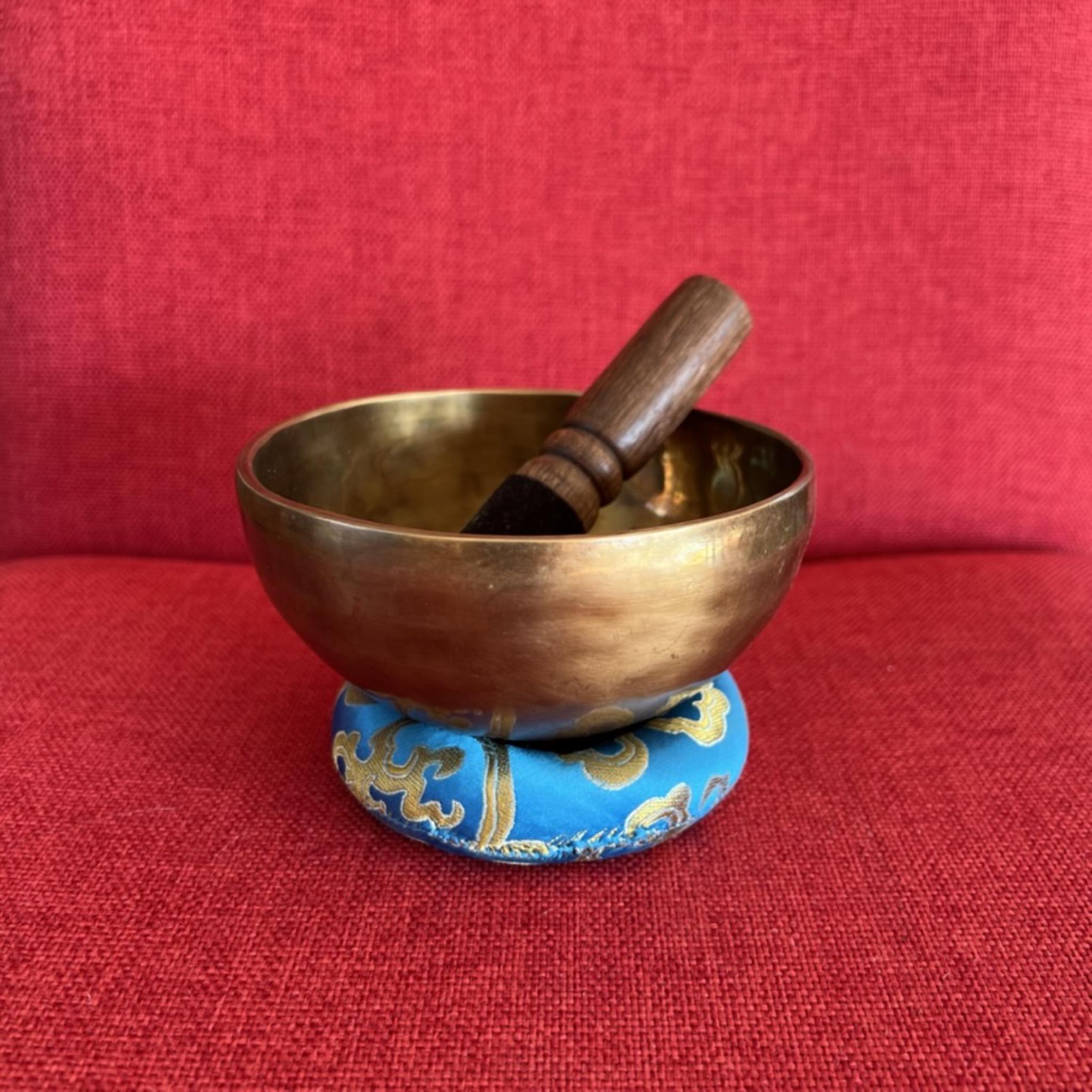 13cm Singing Bowl with Dark Gold Shiny Finish