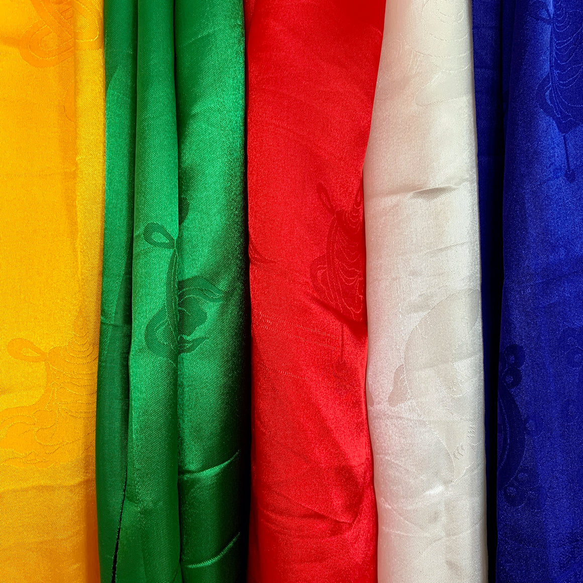 5 Colour Offering Scarves 2.5m