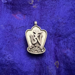 3.3cm silver locket in shrine box shape with Tibetan Om symbol embossed on the front 