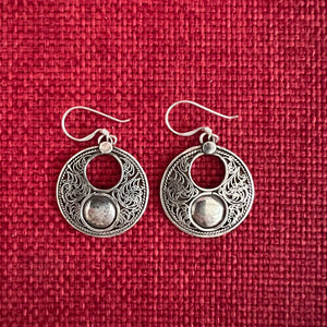 2.3cm diameter sterling silver filigree earrings with two circles in the centre